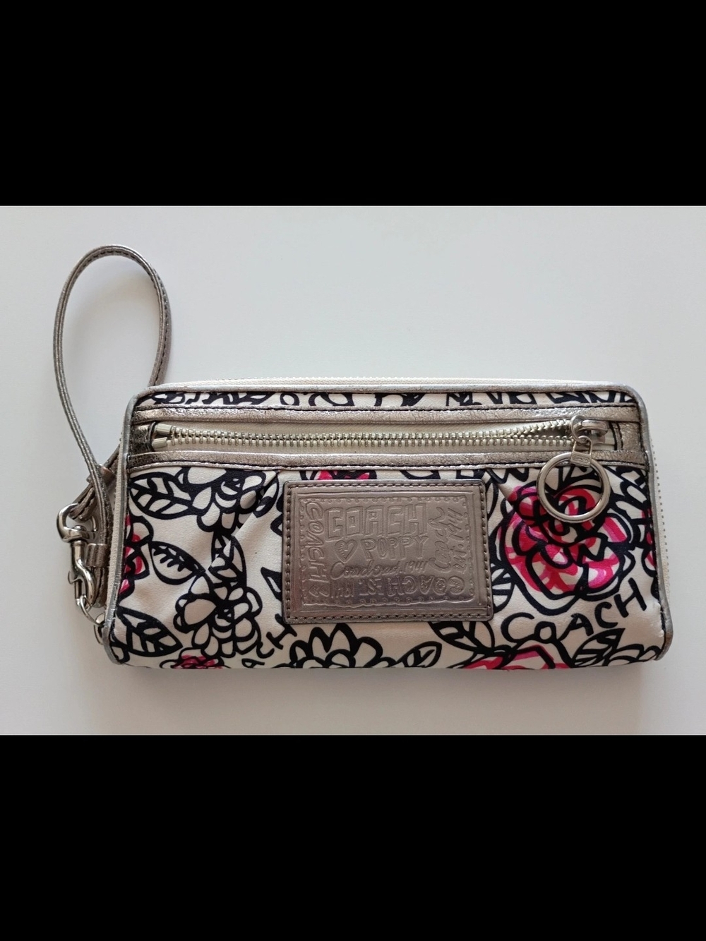 Coach Poppy Rare 2010 Graffiti Bella Glam XL Tote with Hang Tags and Wristlet - Picture 6 of 16